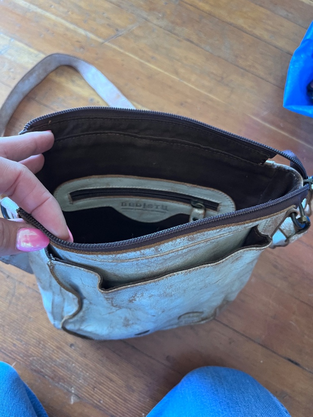 Bed Stu Ainhoa LTC Crossbody Leather Purse - Picture 12 of 14